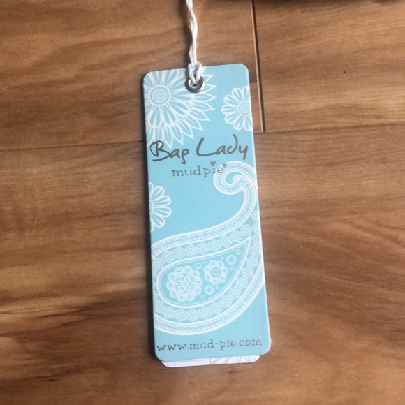 Mud Pie Smart Screen Woman’s Knit Gloves - Picture 4 of 7